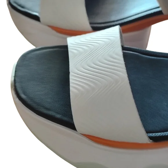 Sorel Women's Kinetic Y-Strap High SZ 8.5- White Orange Wedge Sandals R21 - Picture 9 of 9